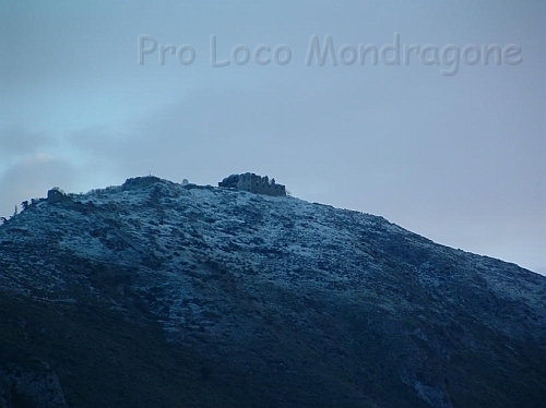 Castello innevato 1.jpg
